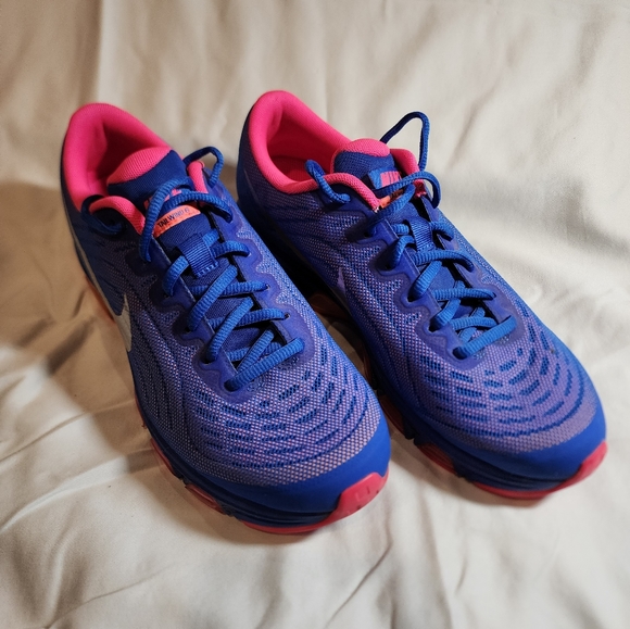 Nike sneakers - Picture 4 of 4